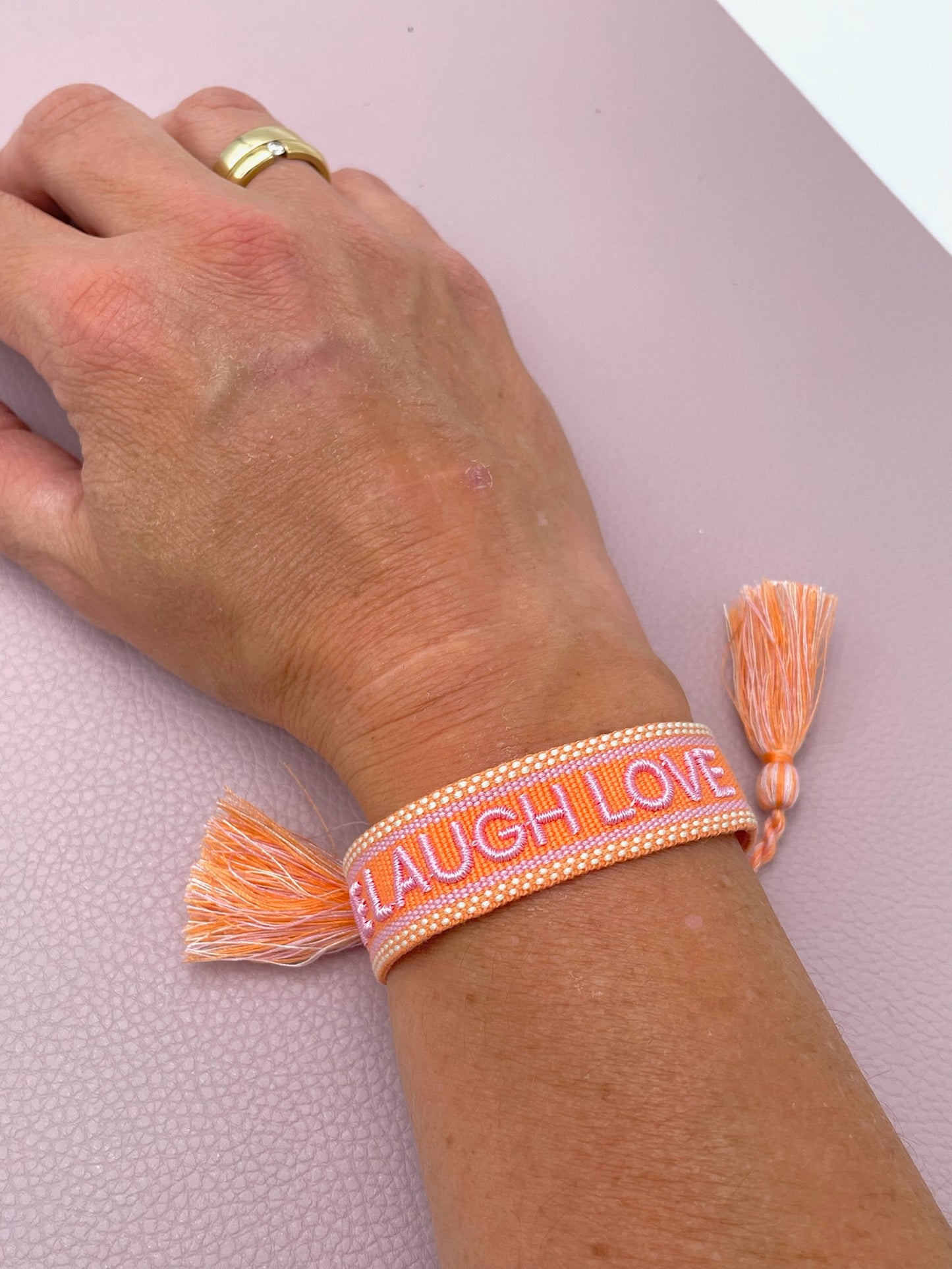 Armband Love, schönes Armband, Armband Geschenk