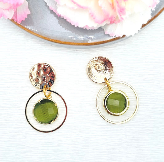 Ohrringe Statement, schöne Ohrringe, bunte Ohrringe, Statement Ohrringe, glänzende Ohrringe, große Ohrringe, edle Ohrringe, Sommerohrringe, Ohrringe für den Sommer, goldene Ohrringe