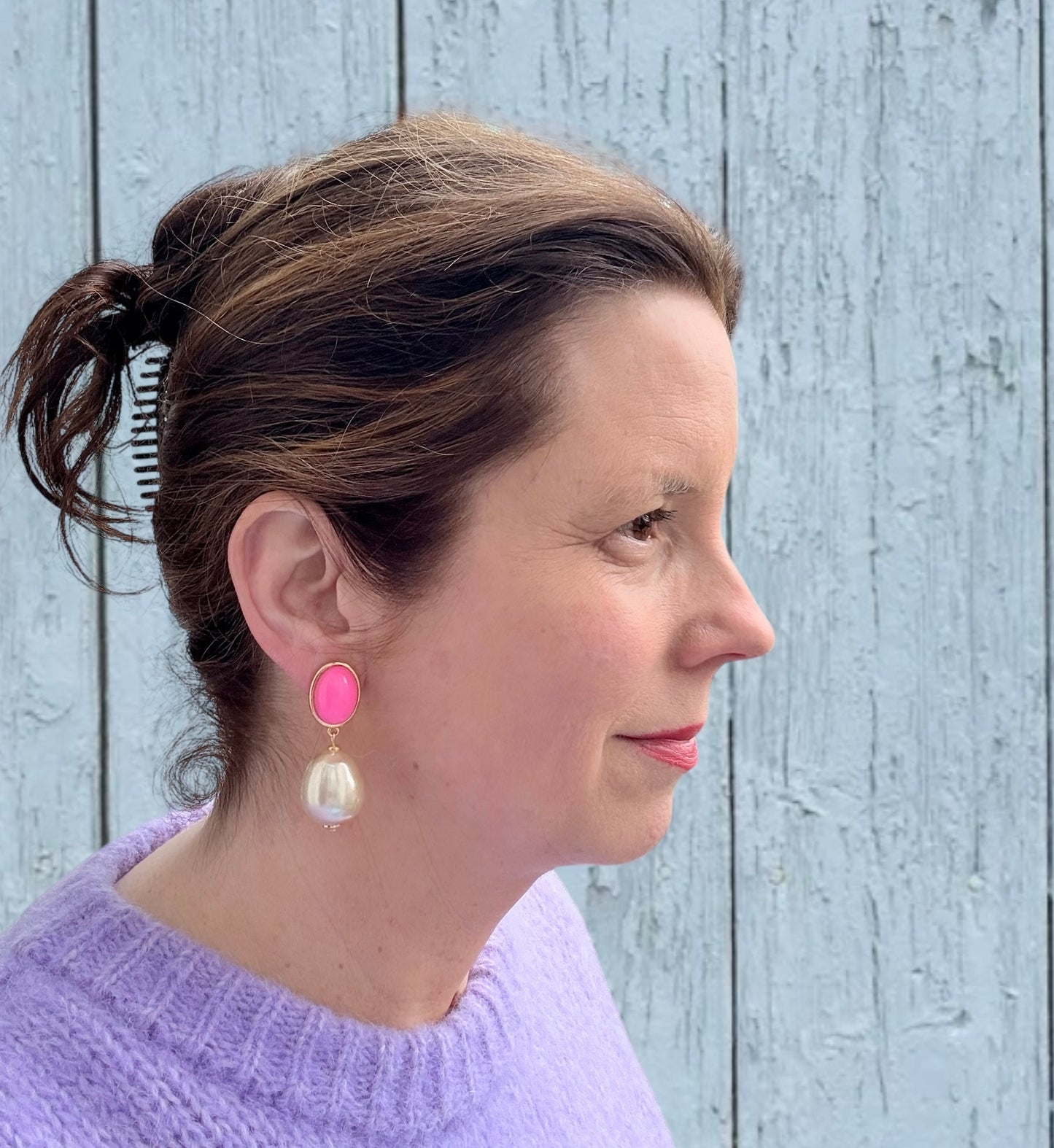 Flamingopinker Stecker mit ganz leichtem Tropfen