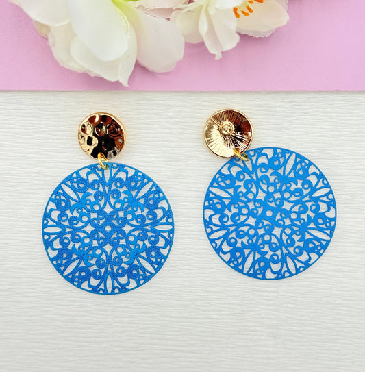 Blaue Ohrringe, Ohrringe blau, Ohrringe mit Anhänger, Modeschmuck Ohrringe, hochwertiger Modeschmuck, Onlineshop Ohrringe, Statementohrringe, klassische Ohrringe, Julilein Ohrringe, leichte Ohrring