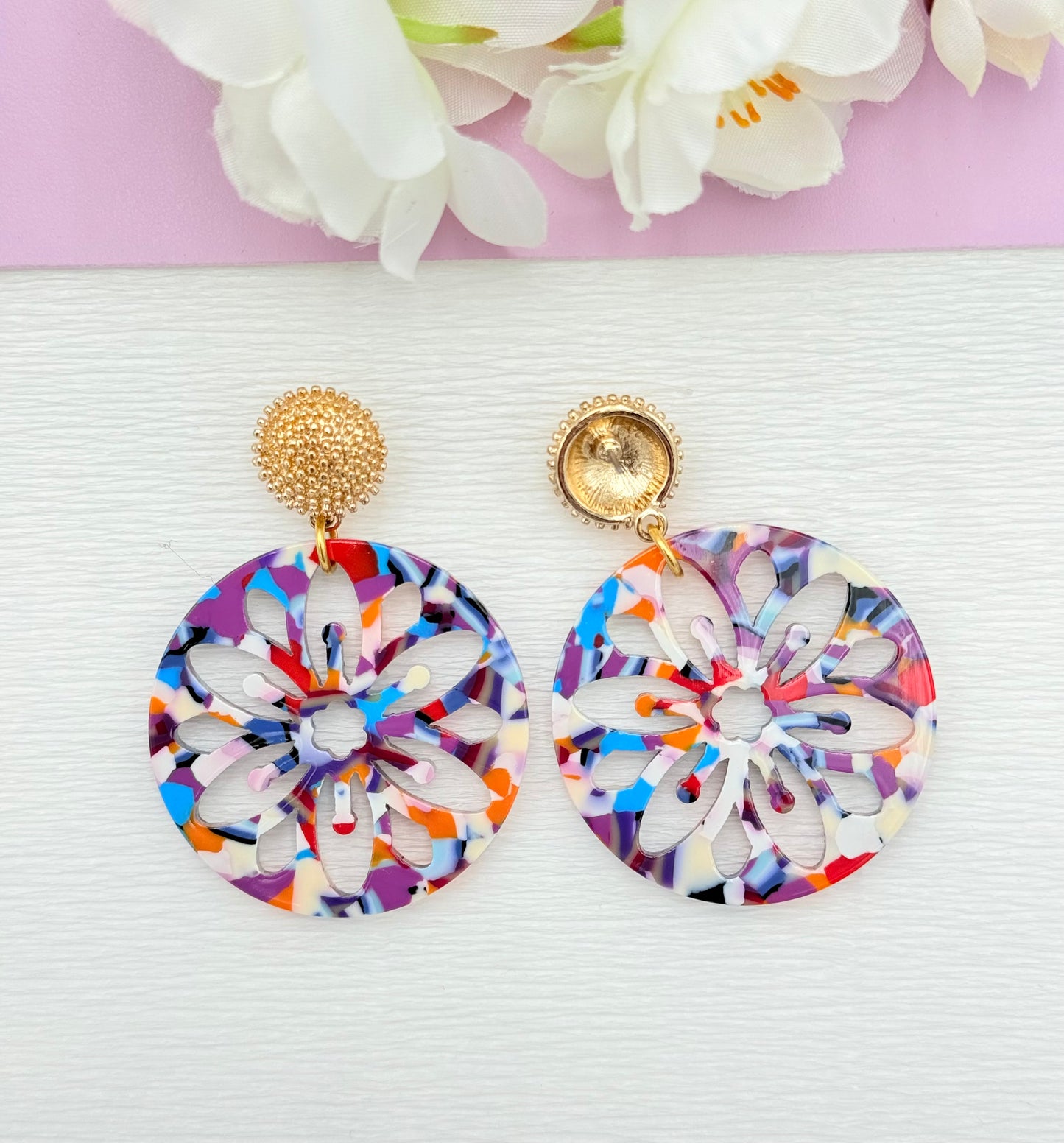 Bunte Ohrringe, Ohrringe bunt, Ohrringe mit Anhänger, Modeschmuck Ohrringe, hochwertiger Modeschmuck, Onlineshop Ohrringe, Statementohrringe, klassische Ohrringe, Julilein Ohrringe, leichte Ohrring