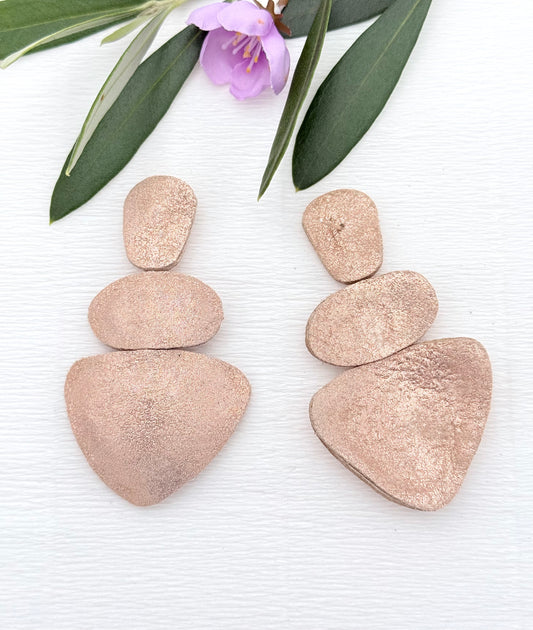 Statementohrringe aus feinstem Leder in Roségold