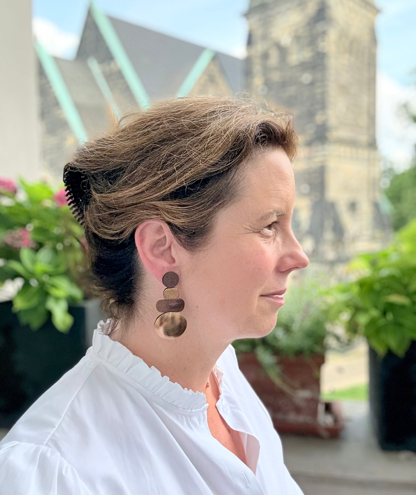 Elegante Statementohrringe in edlen Bronze-Gold-Tönen aus feinstem Leder
