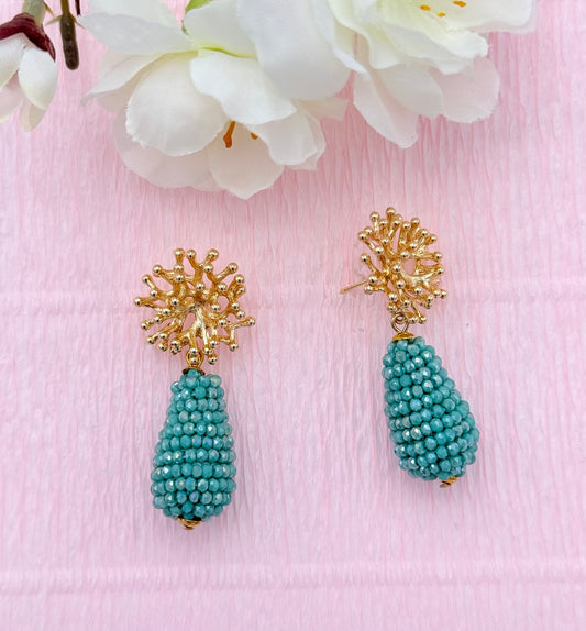 Ohrringe Statement, schöne Ohrringe, Statement Schmuck, Ohrringe Tropfenform, Beerenohrringe, Ohrringe Beere, Ohrringe Koralle