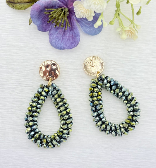 grüne Ohrringe, Ohrringe grün, Ohrringe mit Tropfen, Tropfenohrringe, Glitzer Ohrringe, Ohrringe glitzer, Modeschmuck Ohrringe, hochwertiger Modeschmuck, Onlineshop Ohrringe, Statementohrringe