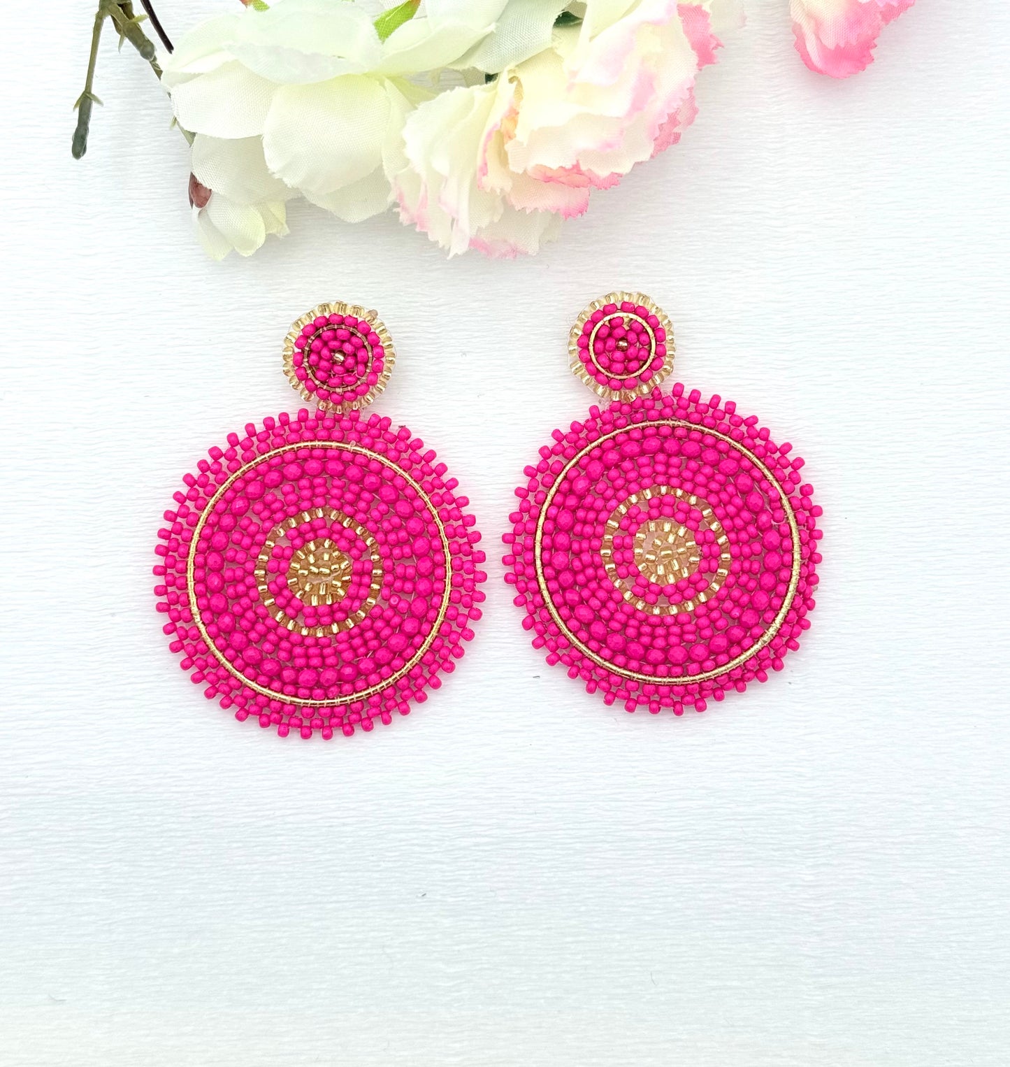 Pinke Ornament-Ohrringe