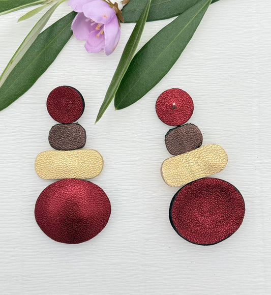 Wunderschöne Statementohrringe in edlen Rot-Gold-Tönen aus feinstem Leder