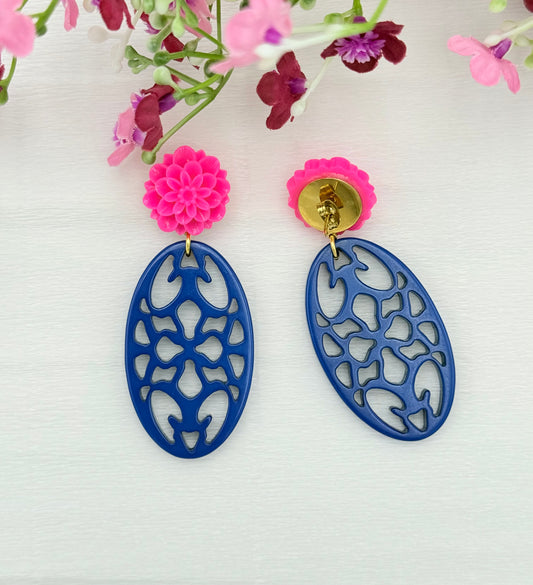 Statement-Ohrringe in pink und blau