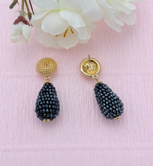 Ohrringe Statement, schöne Ohrringe, Statement Schmuck, Ohrringe Tropfenform, Beerenohrringe, Ohrringe Beere