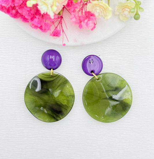 grüne Ohrringe, Ohrringe grün, lila Ohrringe, Ohrringe lila, Ohrringe mit Anhänger, Modeschmuck Ohrringe, hochwertiger Modeschmuck, Onlineshop Ohrringe, Statementohrringe, klassische Ohrringe, Julilein Ohrringe