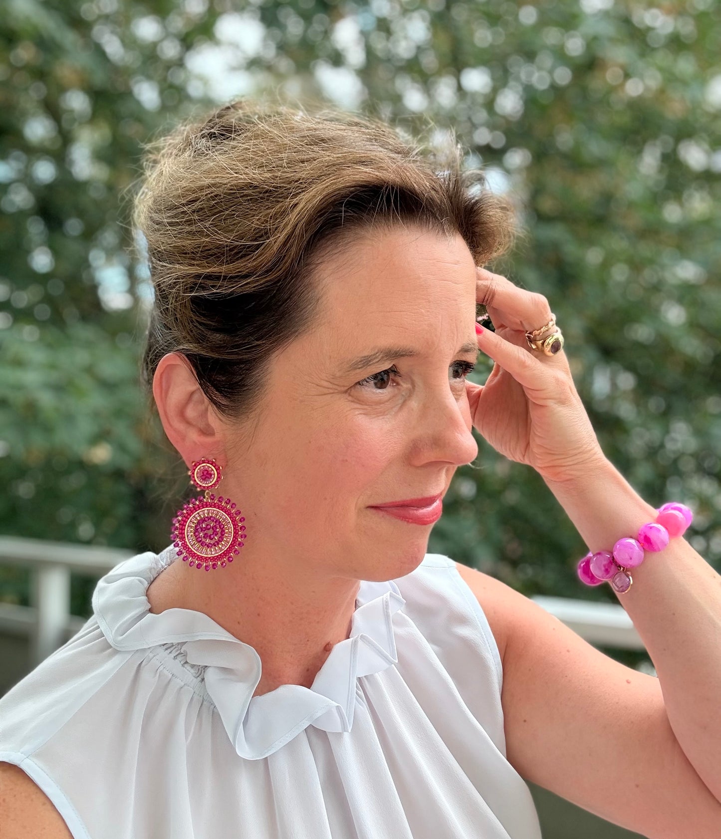 Wunderschöne pinke Ornament-Ohrringe