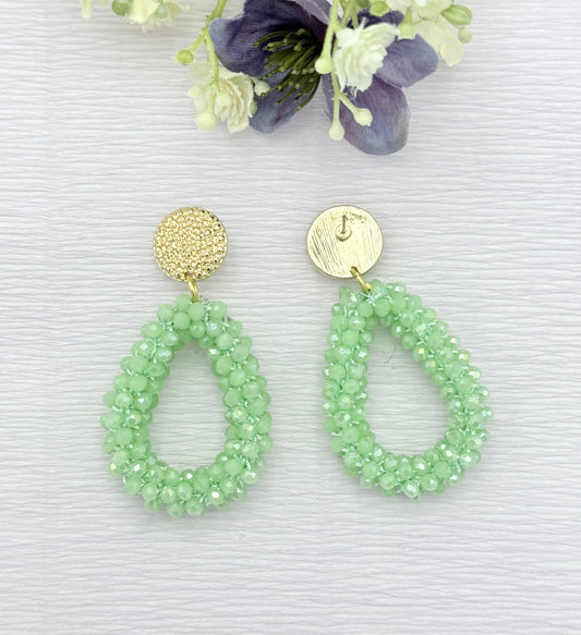 hellgrüne Ohrringe, Ohrringe hellgrün, Ohrringe mit Tropfen, Tropfenohrringe, Glitzer Ohrringe, Ohrringe glitzer, Modeschmuck Ohrringe, hochwertiger Modeschmuck, Onlineshop Ohrringe, Statementohrringe