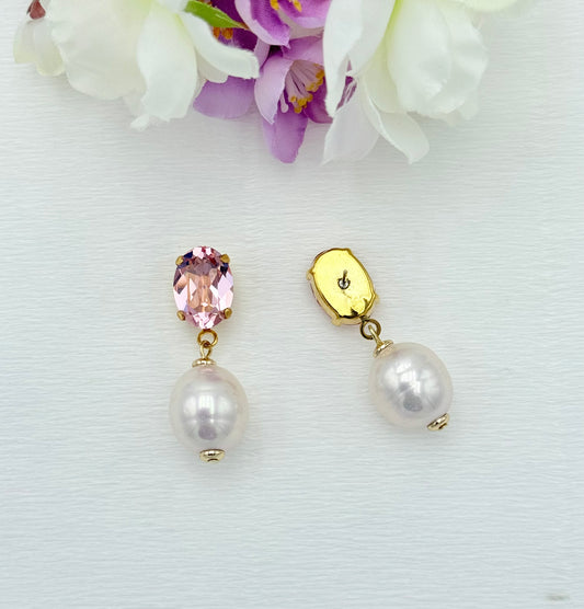 Rosafarbener Glitzer-Stecker mit kleiner weißer Mallorcaperle