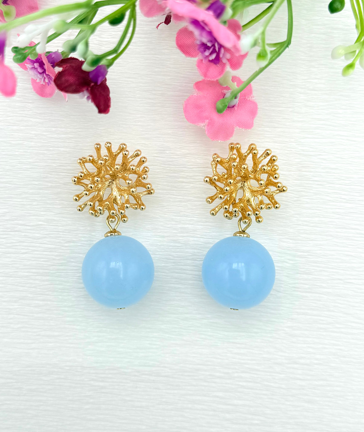 Coral Glow hellblau - unsere neuen bunten Ohrringe