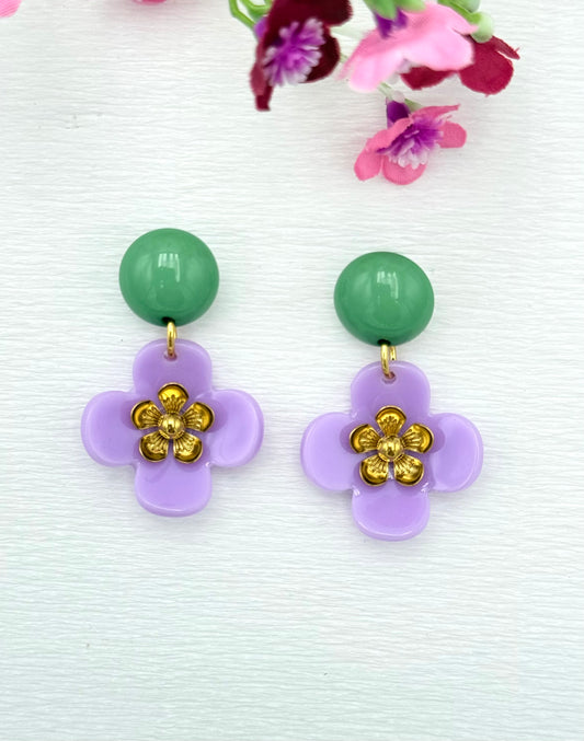 Lila Blumenohrringe - Unsere neue Kollektion Poppy Bloom