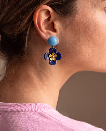 Dunkelblaue Blumenohrringe - Unsere neue Kollektion Poppy Bloom