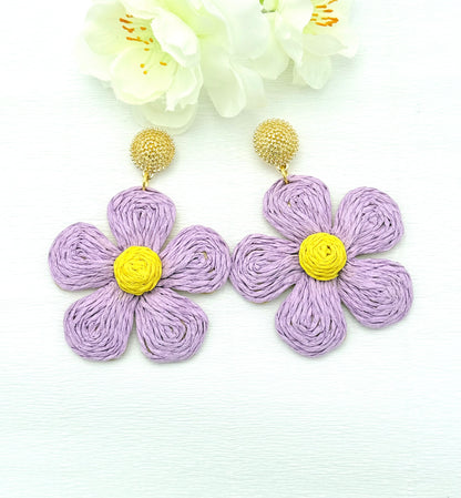 Blumen-Statements - die perfekten Begleiteter fürs Sommeroutfit