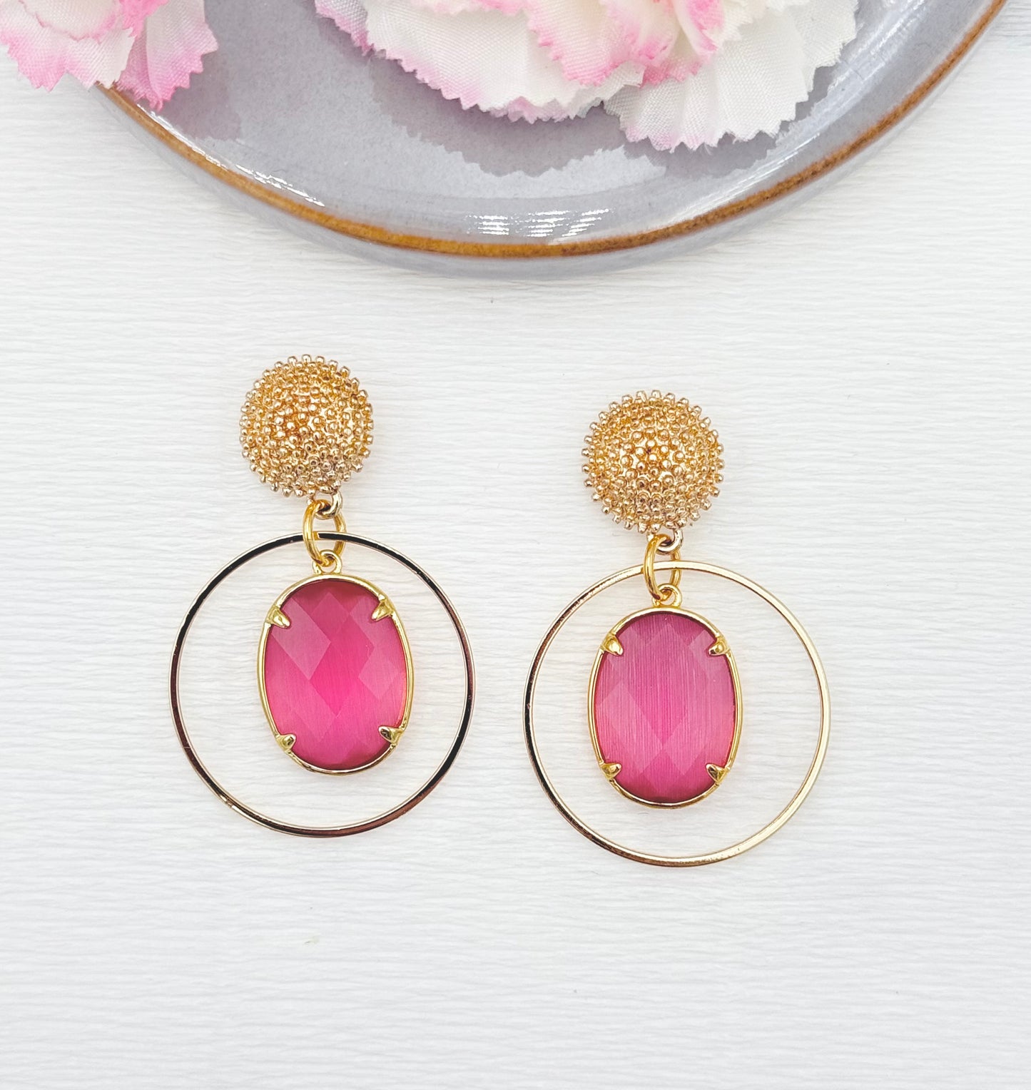 rosa Ohrringe, Ohrringe rosa, Ohrringe mit Anhänger, Modeschmuck Ohrringe, hochwertiger Modeschmuck, Onlineshop Ohrringe, Statementohrringe, klassische Ohrringe, Julilein Ohrringe, glitzernde Ohrringe, leichte Ohrring, Glitzerohrringe, 