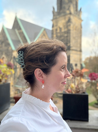 Vergoldetet Ohrringe in orange mit  Baumwolltropfen