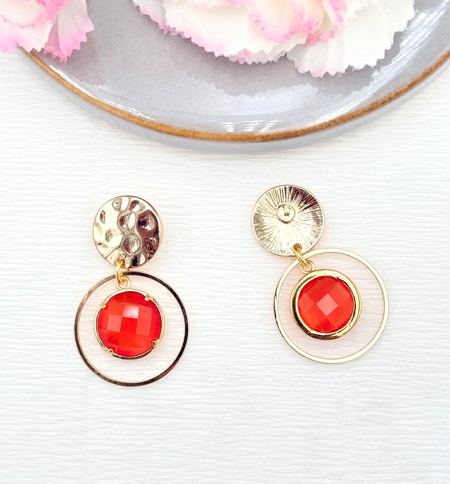 orange Ohrringe, Ohrringe orange, Ohrringe mit Anhänger, Modeschmuck Ohrringe, hochwertiger Modeschmuck, Onlineshop Ohrringe, Statementohrringe, klassische Ohrringe, Julilein Ohrringe, glitzernde Ohrringe, leichte Ohrring, Glitzerohrringe, 