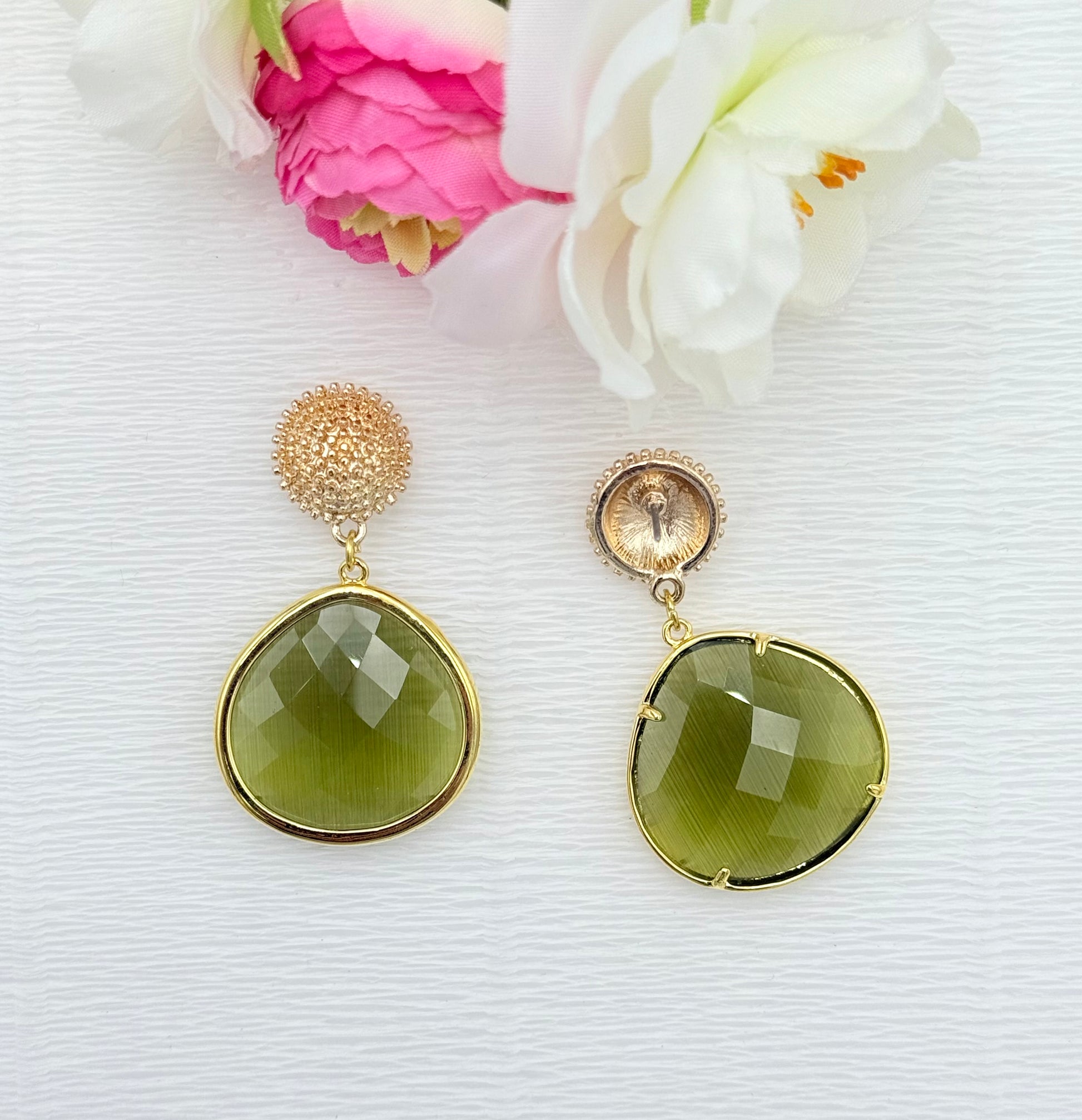 grüne Ohrringe, Ohrringe grün, goldene Ohrringe, Glitzer Ohrringe, Ohrringe glitzer, Modeschmuck Ohrringe, hochwertiger Modeschmuck, Onlineshop Ohrringe