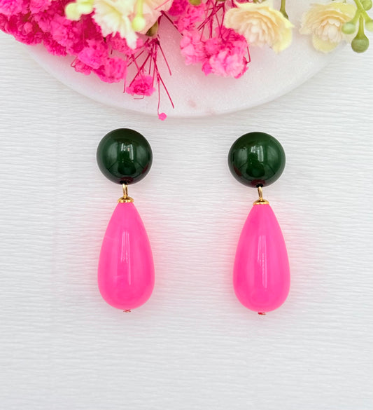 Pinke Ohrringe, Ohrringe pink, grüne Ohrringe, Ohrringe grün Ohrringe mit Tropfen, Tropfenohrringe, Modeschmuck Ohrringe, hochwertiger Modeschmuck, Onlineshop Ohrringe, Statementohrringe, klassische Ohrringe, Julilein Ohrringe