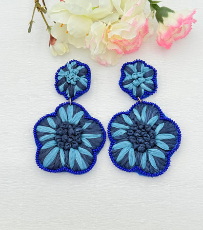 Blaue Statementohrringe