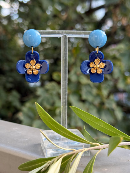 Dunkelblaue Blumenohrringe - Unsere neue Kollektion Poppy Bloom