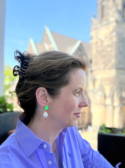Neon Edition: schönste grüne Ohrringe mit leichter Baumwollperle