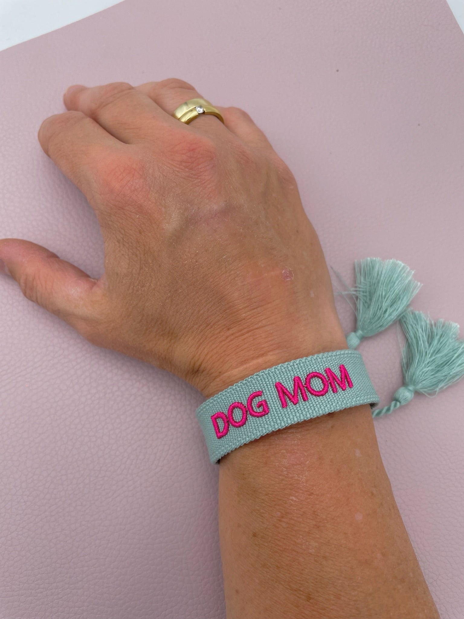 schönes Armband, Armband Geschenk, Armband Hundebseitzer