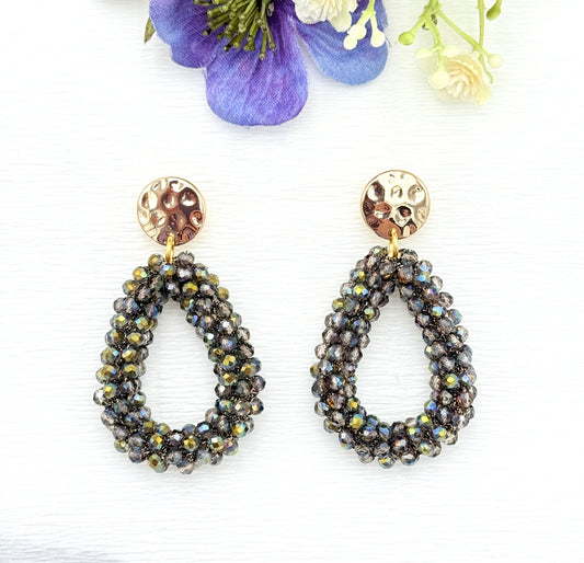 Graue Ohrringe, Ohrringe grau, Ohrringe mit Tropfen, Tropfenohrringe, Glitzer Ohrringe, Ohrringe glitzer, Modeschmuck Ohrringe, hochwertiger Modeschmuck, Onlineshop Ohrringe, Statementohrringe