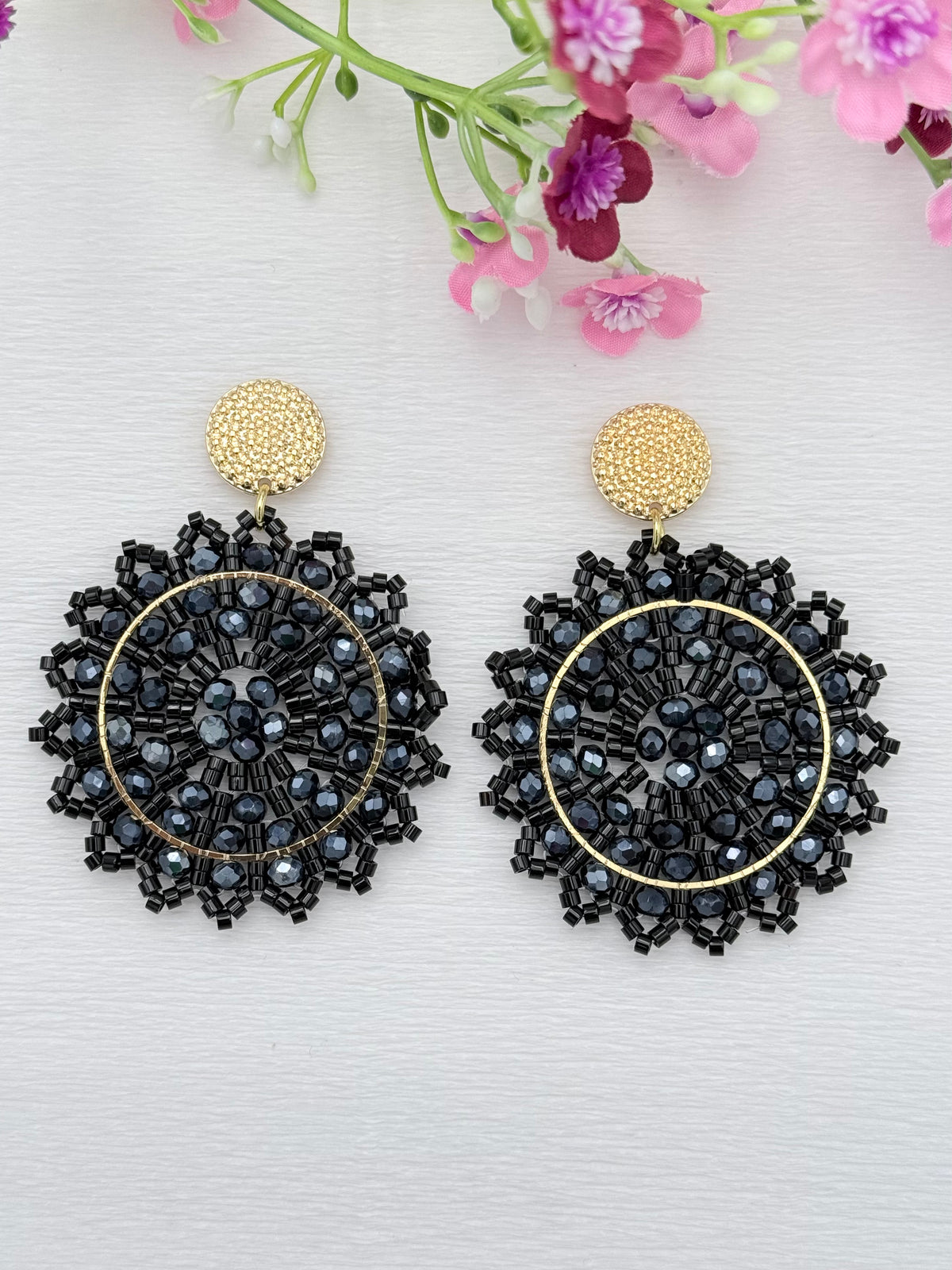 Schwarze Ornament-Ohrringe - glänzend elegant