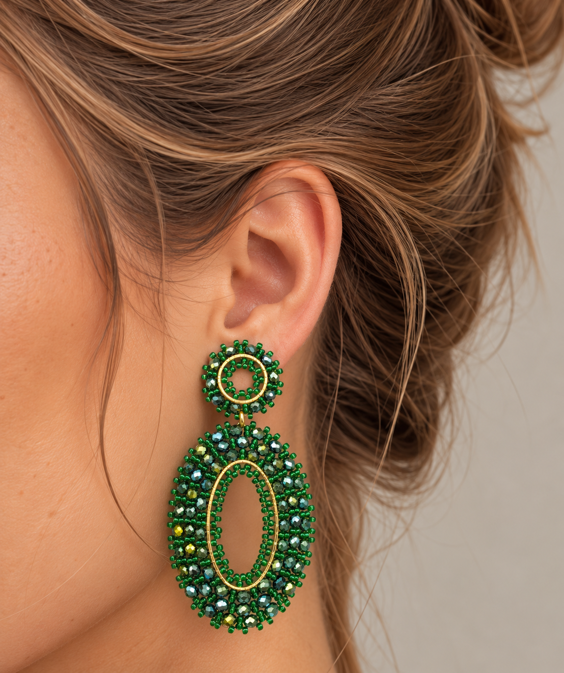 Große grüne Ornament-Ohrringe
